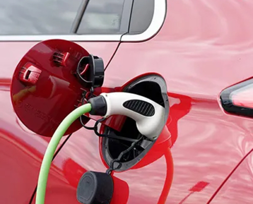 The Retailer’s Guide to Attracting EV Owners